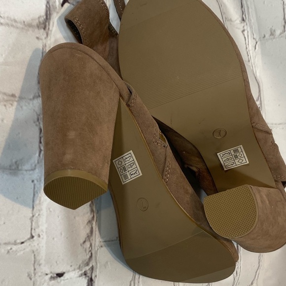 NO DOUBT Faux Suede Peep Toe Booties-7 - Picture 7 of 7